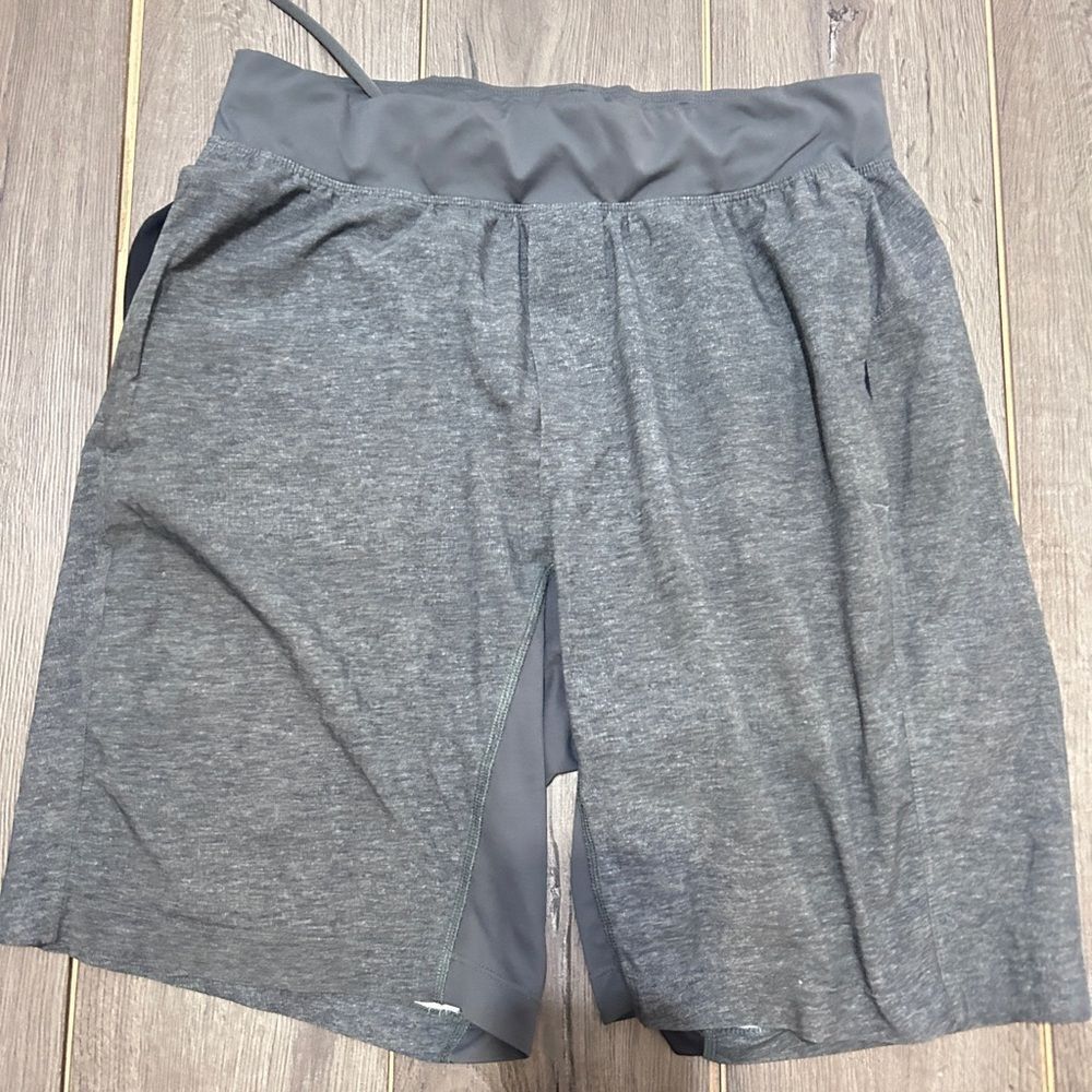 Lululemon Men T.H.E Short 9”